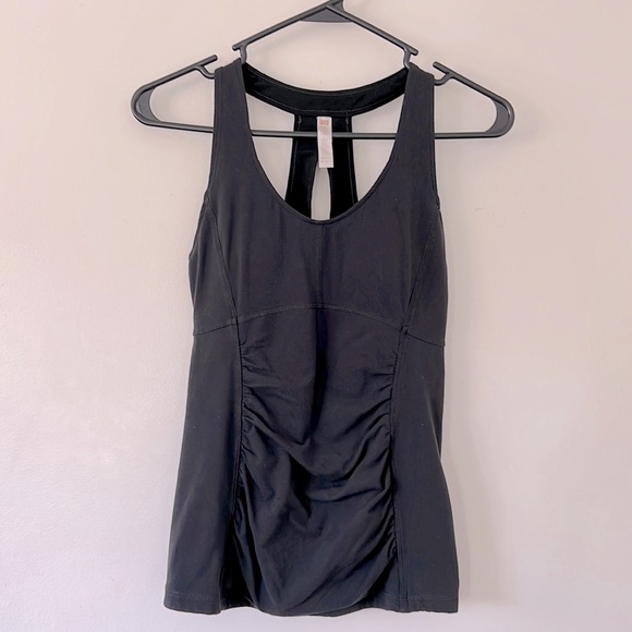 LUCY | Activewear Tank - Picture 1 of 5